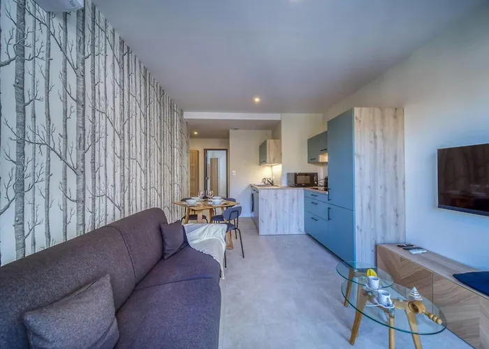 #gr Le Joli Mallifaud דירה *